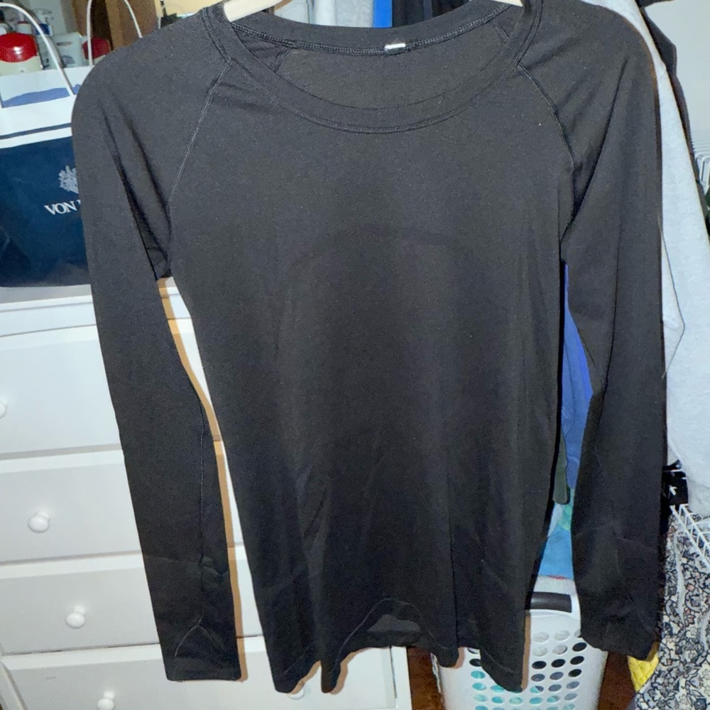 Black Lululemon Long Sleeve Swiftly